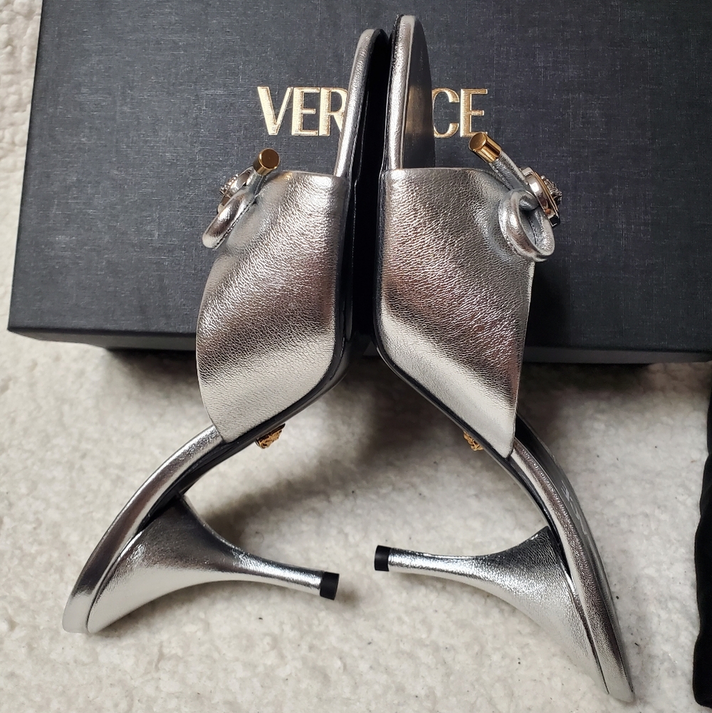 Versace
85MM Leather Mule Heels - Picture 6 of 13